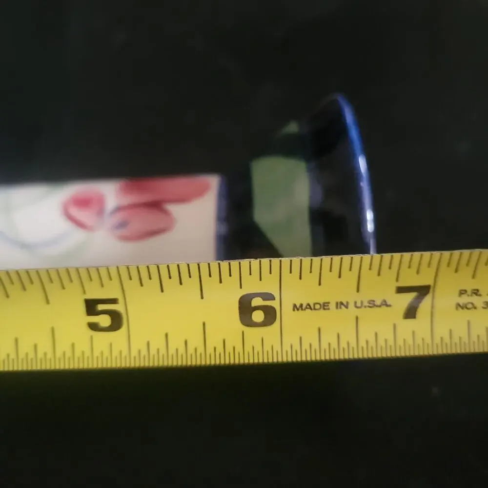 Gail Pittman Ceramic 7 inch Straight Shaft Candle Grapevine Pattern Date 88 Rare